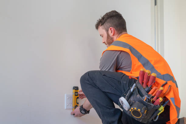 Best Circuit Breaker Repair  in Cadillac, MI